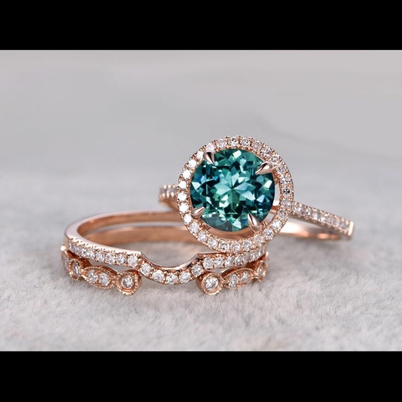 Etsy Jewelry - EUC Lab Created Montana Sapphire Ring Set
